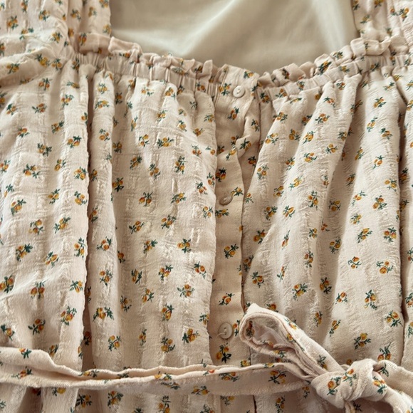 Floral Midi Dress with Short Puff Sleeves - Picture 10 of 10